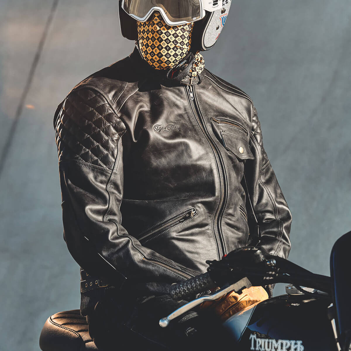 キングピン ブラック