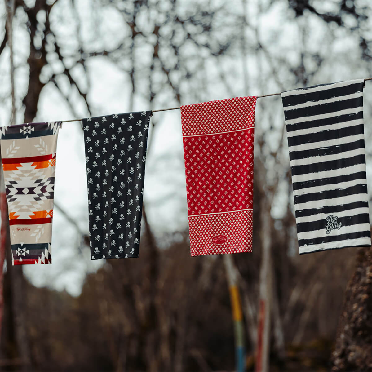 ネックチューブ ペイント ストライプ ブラック/エクリュ