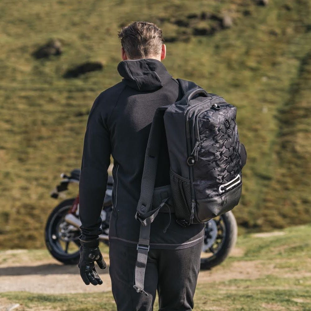 返品無料】ノックス イーディーエー EDA バックパック - バイク