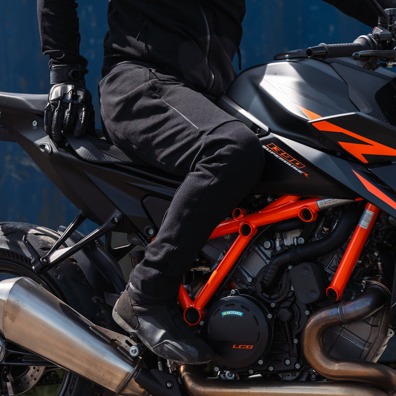 シールド ジョガーパンツ [CE規格AAA] ブラック