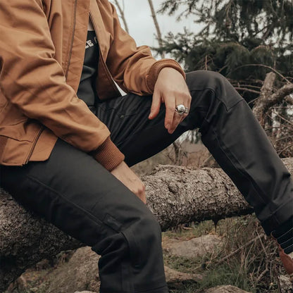 サービス ブラック