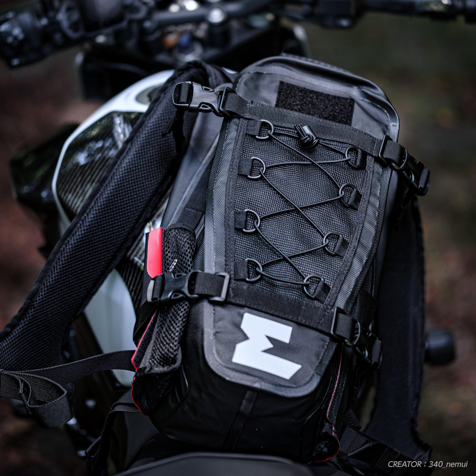 返品無料】エンデュリスタン【防水】ハリケーン バックパック 15L