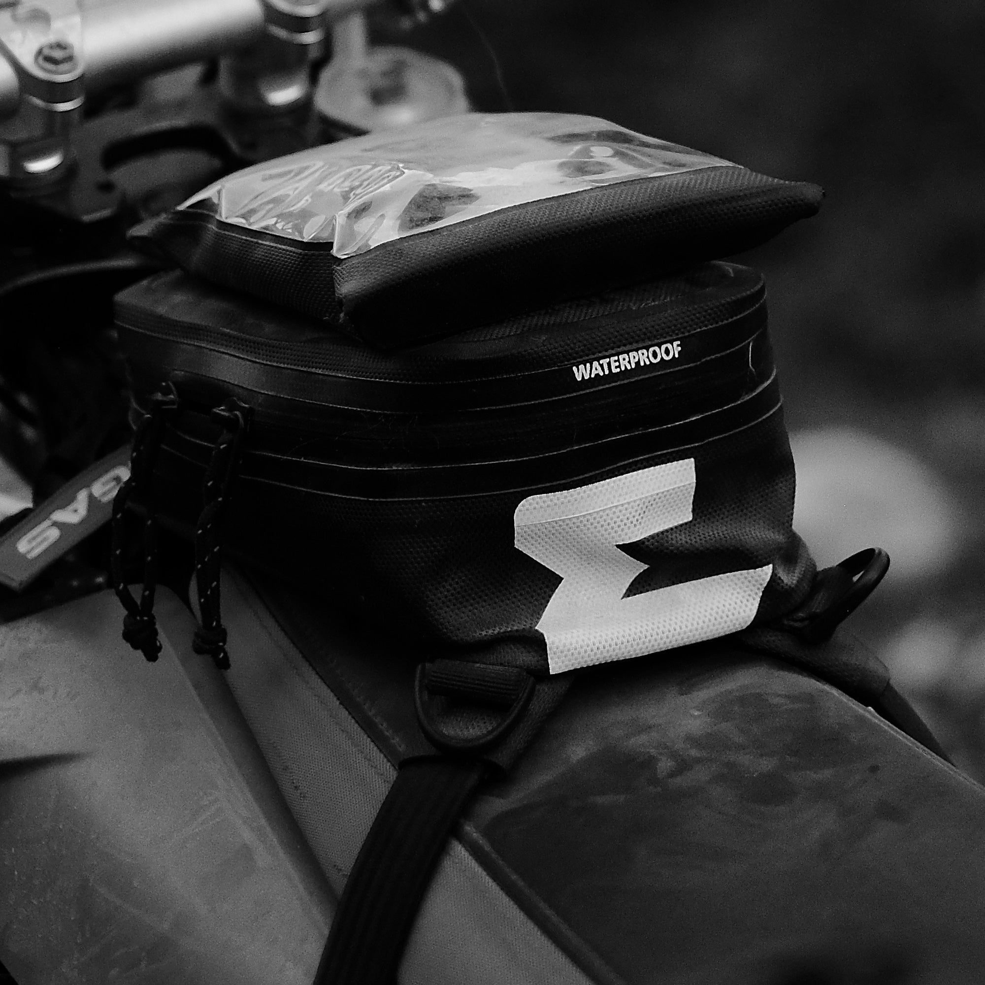 エンデュリスタン サンドストーム - バイク バッグ 防水 タンクバッグ 