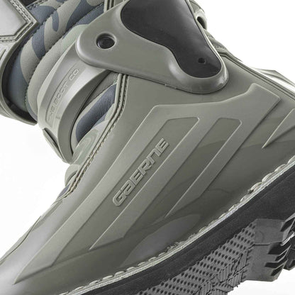 ファストバック エンデューロソール トゥループ