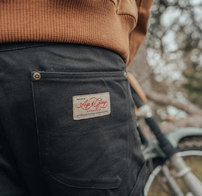 サービス ブラック