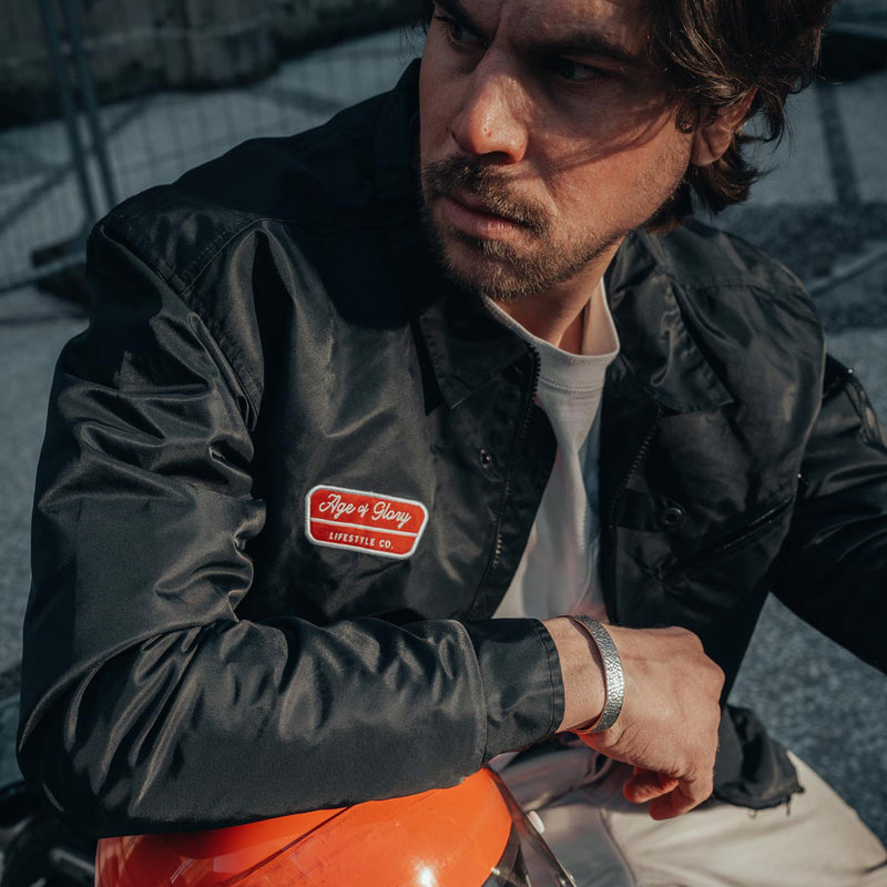 パドック ブラック