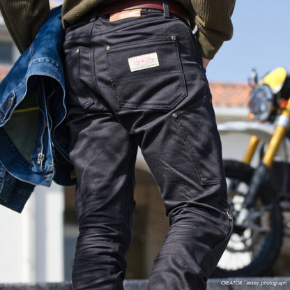 サービス ブラック